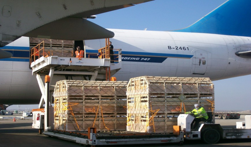巩留到日本空运公司
